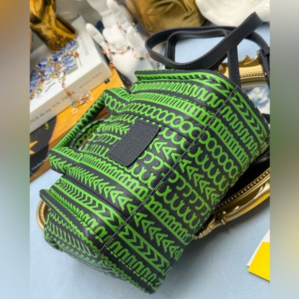 🆕 MARC JACOBS 🧿 NWT Monogram Print Micro Tote Bag, Black & Green - Picture 14 of 16